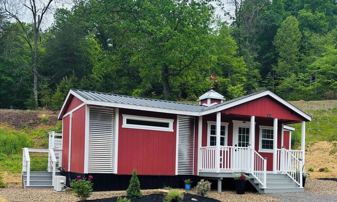 Stockdale Cabin | Silo Creek Cabin in Ohio