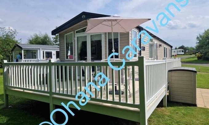 Prestonpans Cabin | Silver 3 bedroom Caravan located at Seton Sands H