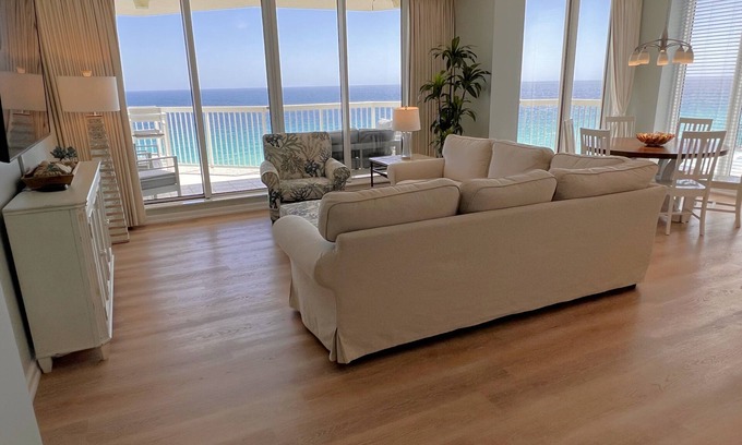 Destin Condo | Silver Beach Towers 1206W Amazing 4 bedroom condo with endless ocean views!