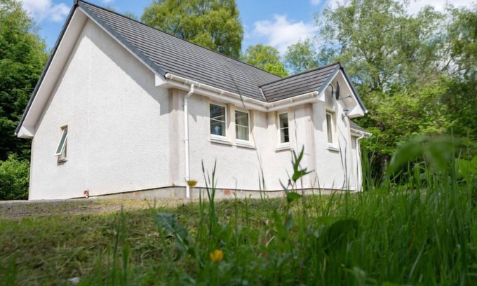 Glen Urquhart House | Silver Birch by Interhome
