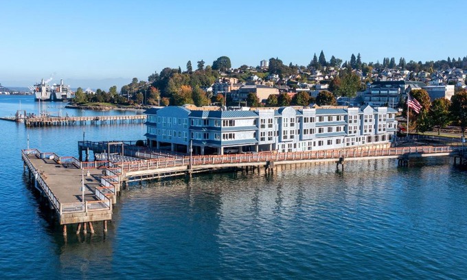 North End Hotel | Silver Cloud Hotel Tacoma Waterfront