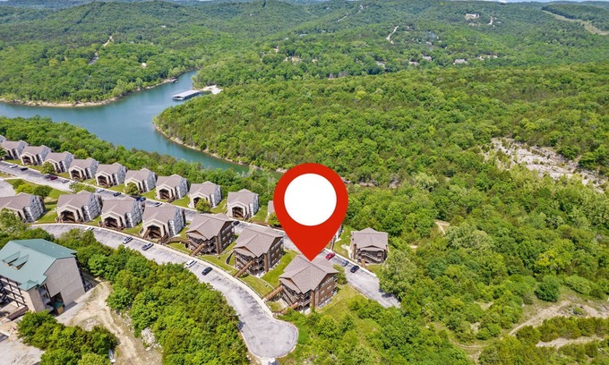 Indian Point Condo | Silver Dollar City Coaster Views/Table Rock Lake Access &Trail/Branson/Indian P.