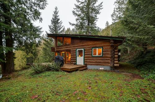 Maple Falls House | Silver Lake Cabin #97 - Lakeside - Dock - Pets Ok
