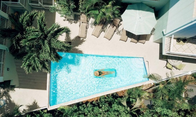 Estate Enighed Condo | Silver Palm at Palm Terrace