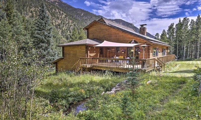Silver Plume House | Silver Plume Mountain Haven with Views and Deck!
