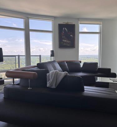 Downtown Apartment | Silver Spring Penthouse 2BR with Rooftop pool and Metro Access