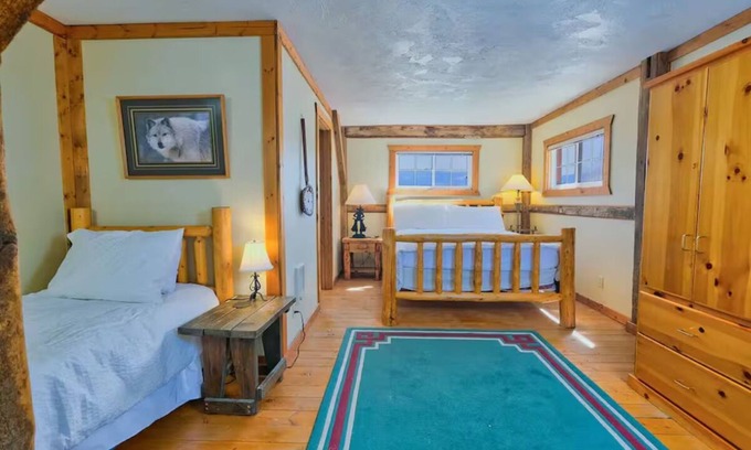 Swan Valley Apartment | Silver Spur Suite .