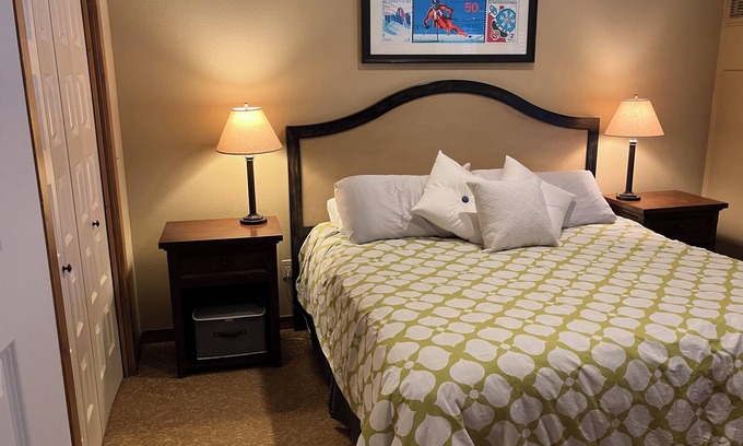 Kellogg Condo | Silverside Chalet: Family-friendly 1BDRM condo next to the waterpark and gondola