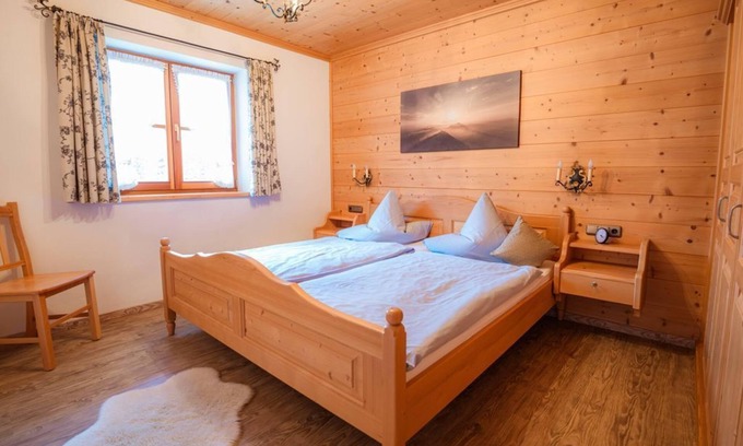Wallgau Apartment | "Simetsberg", apartment, 2 bedrooms, shower and WC - Berghof