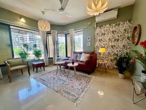 Bandra West Apartment | Simon Lydia 5 - A Sunlit Charm in Bandra, Pali Village by Connekt Homes