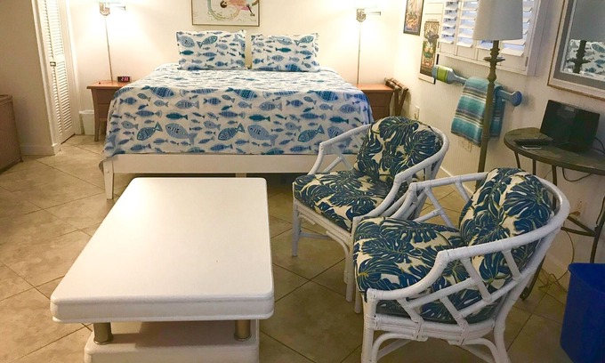 Old Town Apartment | Simonton Studio, an Old Town get-away for 2