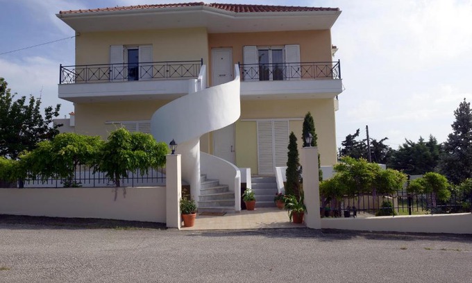 Nikopolis House | SIMOS' sea view house