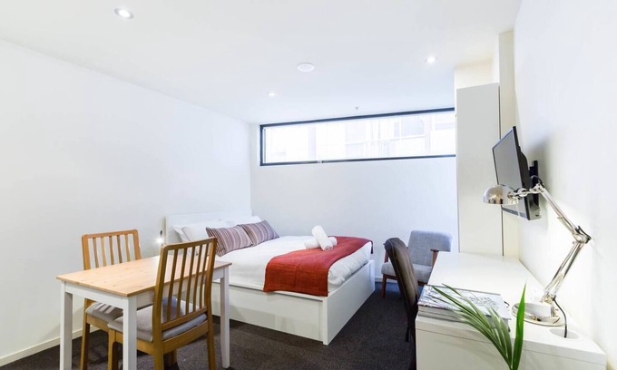 Carlton South Apartment | Simple on Swanston A Central Student Accom Studio