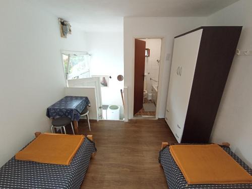 Kraljevica Apartment | Simple room for 2 with bathroom close to the sea