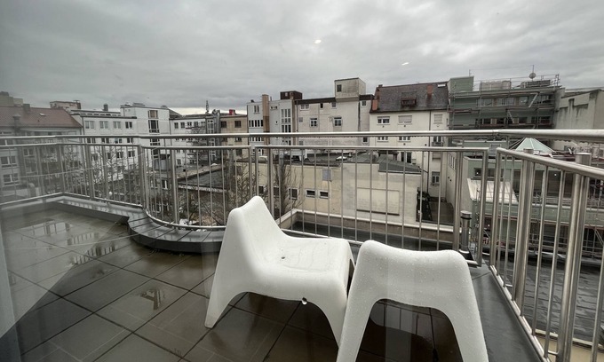 Innenstadt-West Apartment | Simplex Apartments am Euro | chic | spacious