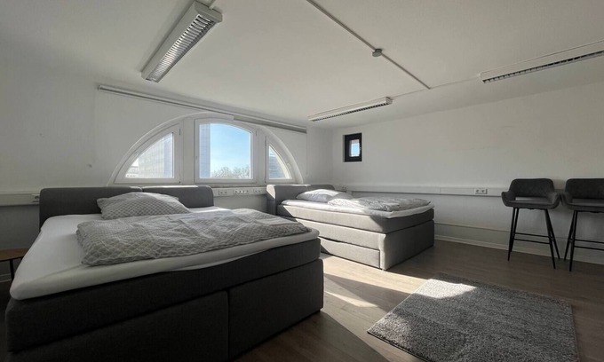 Karlsruhe City Centre Apartment | Simplex Apartments am Ettlinger Tor | 5-Bedrooms