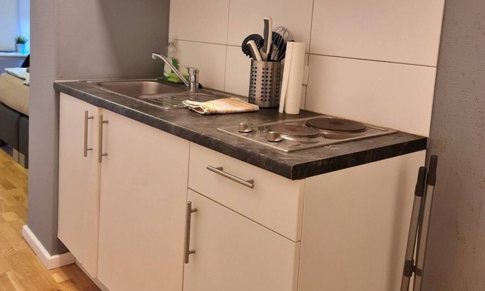 Karlsruhe City Centre Apartment | Simplex Apartments at Ludwigsplatz | suite three