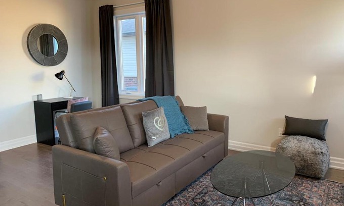Port Elgin Apartment | SIMPLY COMFORT - Elegant House Near Lake Huron