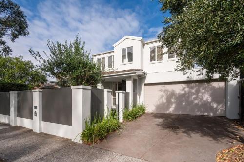 Hampton House | Simply Hampton
