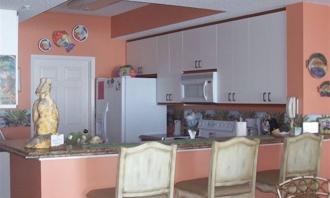 Navarre Beach Condo | Simply The Best at The Regency! LABOR DAY WEEKEND IS OPEN!