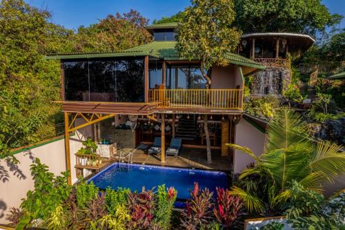 Cola Villa | Simroseate