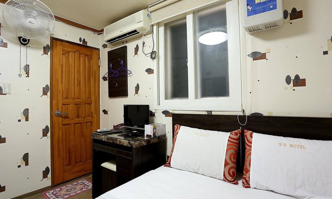 Daeheung-dong Hotel | Sinchon Seongdo