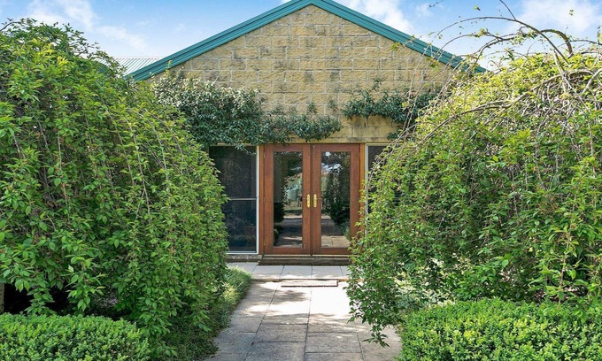 Exeter House | Sinden Park - garden, swimming pool, rural vistas