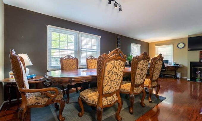 Fairfax House | Single family dream in the hearth of FAIRFAX VA