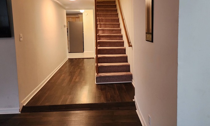 Triangle Apartment | Single familyhome with extra large spaces