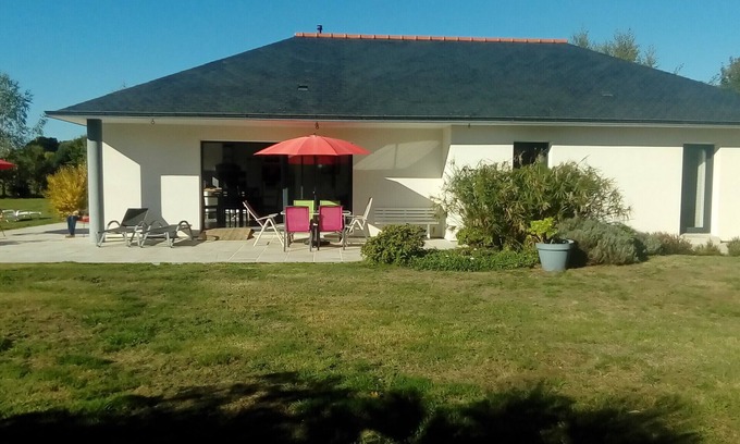 Plobannalec-Lesconil House | Single-storey house in the countryside