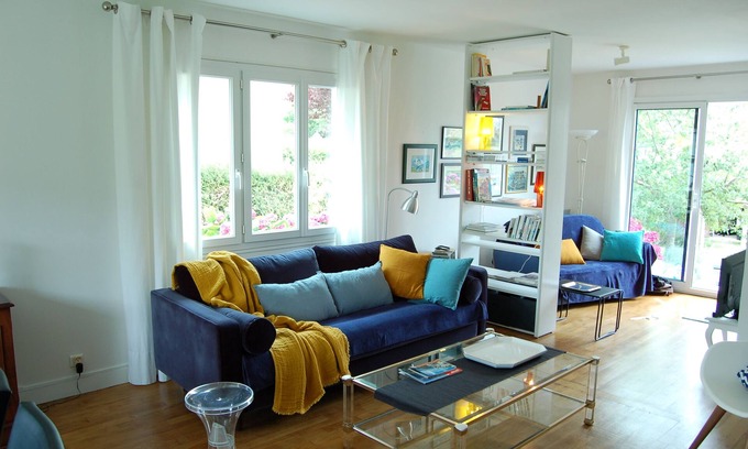 Rotheneuf-Le Pont House | Single storey house with garden near beaches Nicet, Val, natural area Varde
