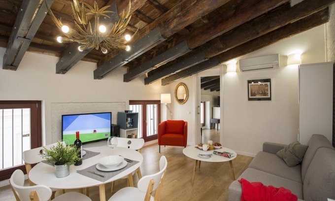 Ciutat Vella Apartment | Singular Stays A. San Vicente IV