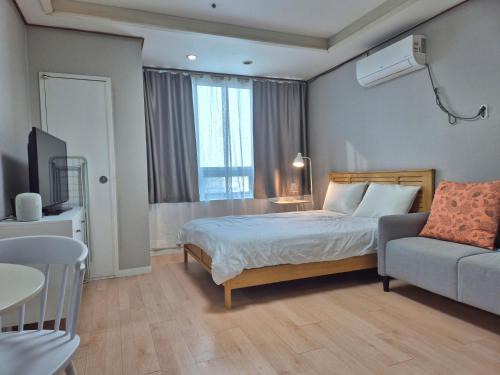 Nonhyeon-dong Apartment | Sinsa urban house