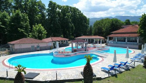 Paralia Skotinis Apartment | Sintrivanis Resort Beach