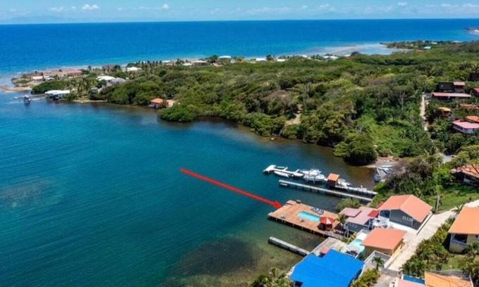 Jonesville Villa | Sir Sea Villas Sea Turtle One Bedroom King Suite