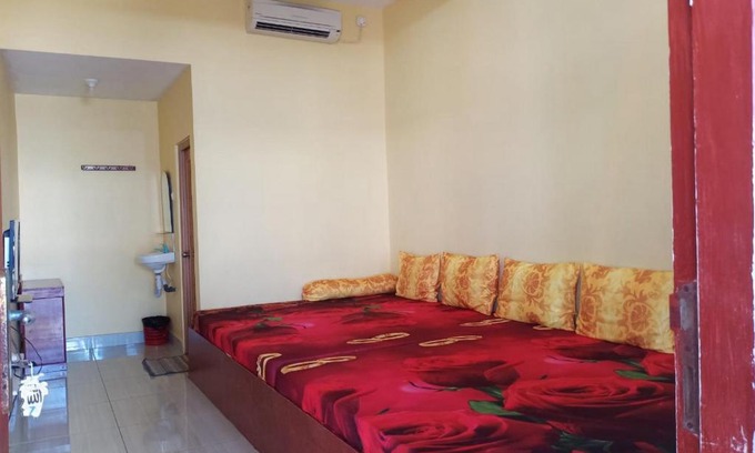 Tidung Island Hotel | Sisca Homestay Tidung RedPartner