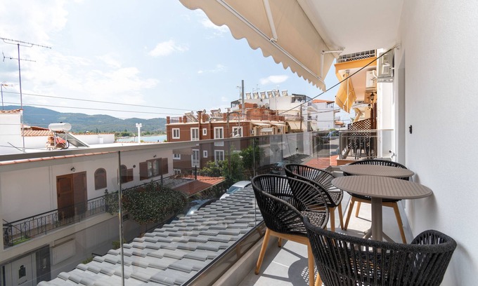 Neos Marmaras Apartment | SithoniaRS Luxury 1st Floor Apartment With SeaView