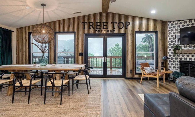 McGaheysville House | Situated in the Tree Tops w/Unbelievable Ski Slope Views Community Pool Access (Seasonal) Hot Tub