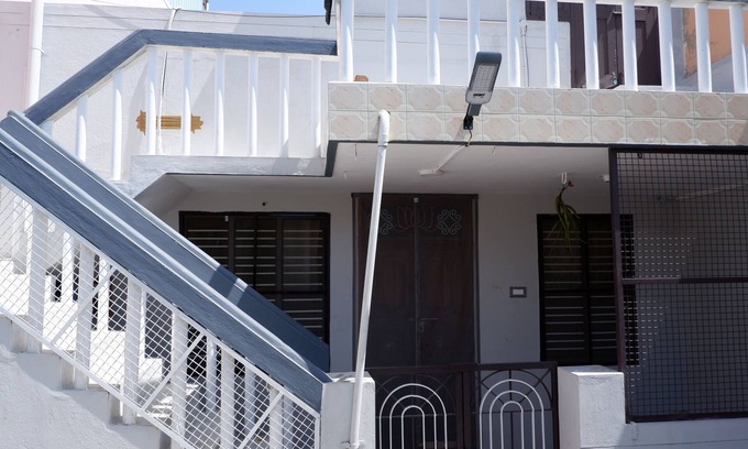Tiruvannamalai House | Sivanandhan Home Stay