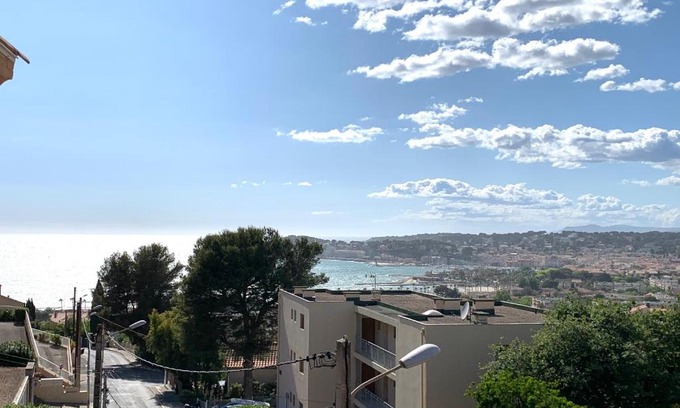 Six-Fours-les-Plages Apartment | Six fours les lones T2 42m2 vue mer