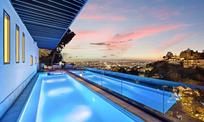 Hollywood Hills West Villa | Six Senses by Stay Awhile Villas