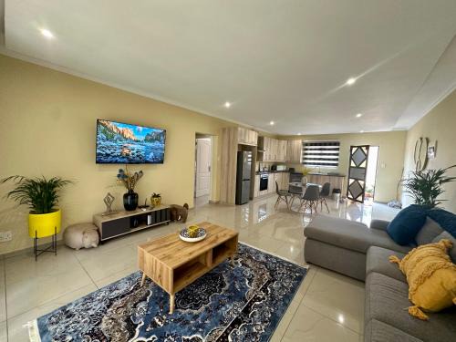 Athlone Apartment | Six64 on Kingsway A3 2 bed