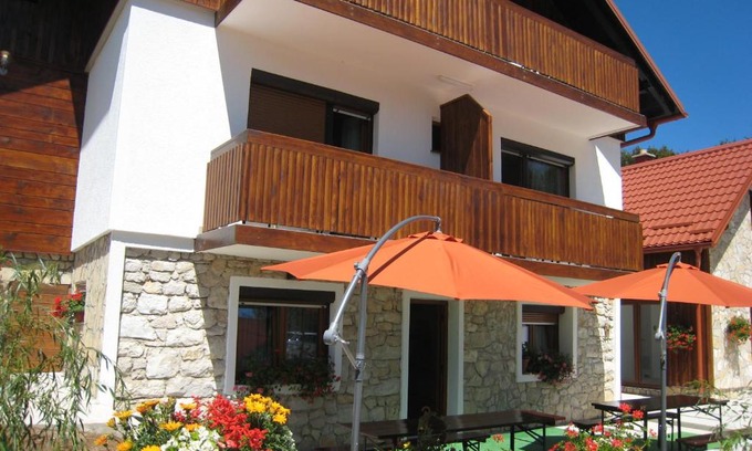 Mukinje Bed & Breakfast | Sixteen Lakes Guest House 2