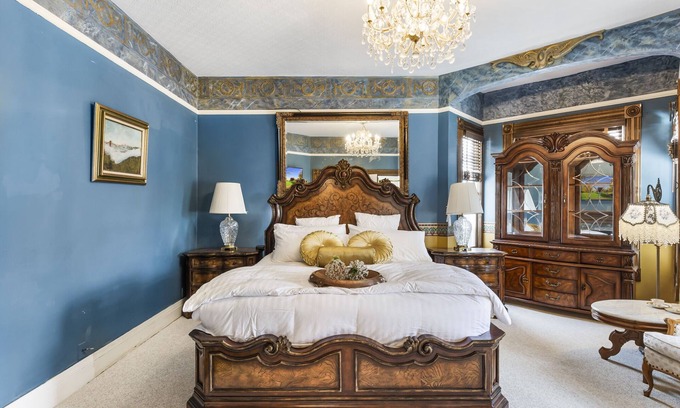 San Jose House | SJ Downtown Victorian Master King Bedroom 2