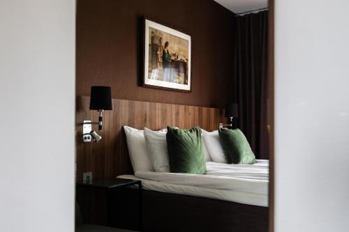 Norra Skara Hotel | Skara Konsthotell