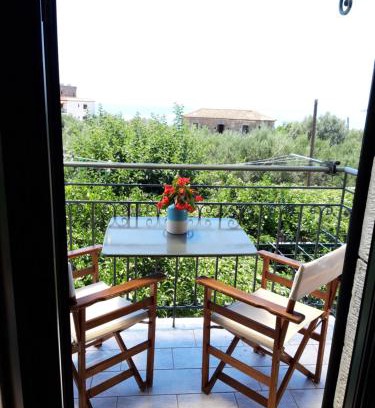 Kardamyli Apartment | Skardamoula's Studios and Apartments, 2