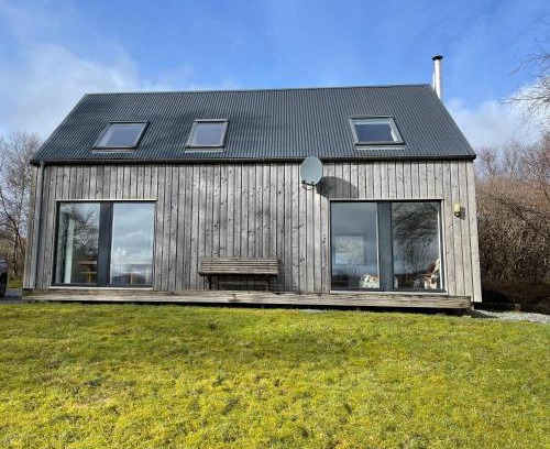 Skeabost House | Skeabost Wood Cottage