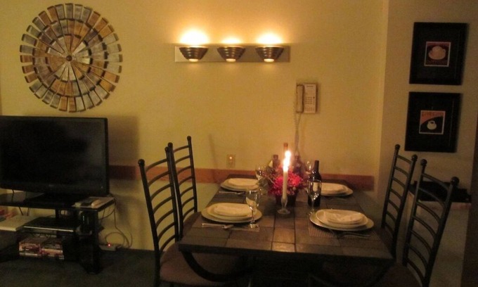 Snowshoe Condo | Ski, Board, Tubing, Mtn Biking, inside/outside pools, Snowshoe, Silver Creek
