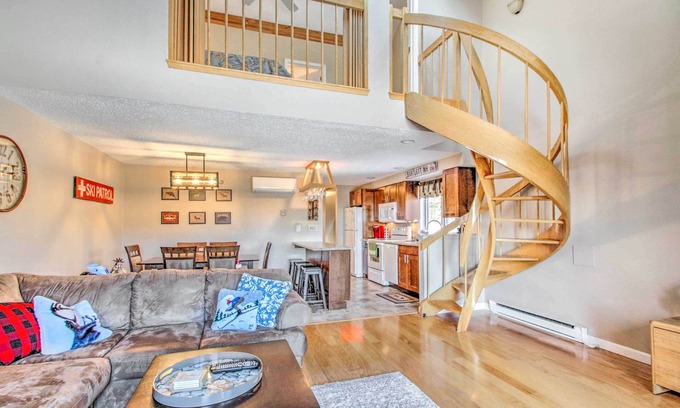 Bartlett Condo | Ski Condo w/Pool, Close to Story Land & Attitash!