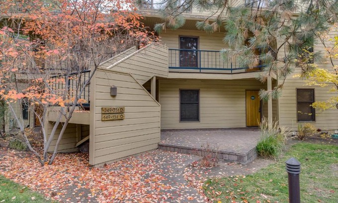 Century West Cabin | Ski House 251 - Meredith Lodging